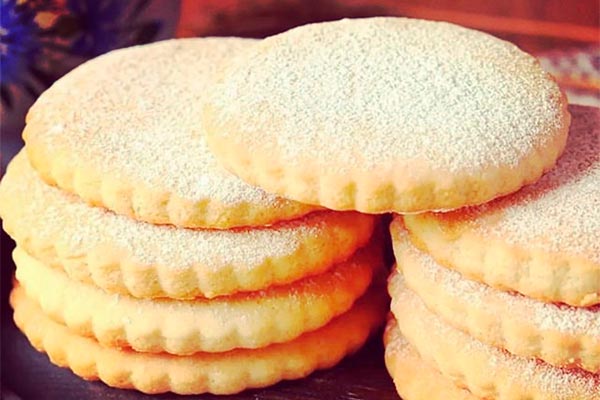 Молочный коржик