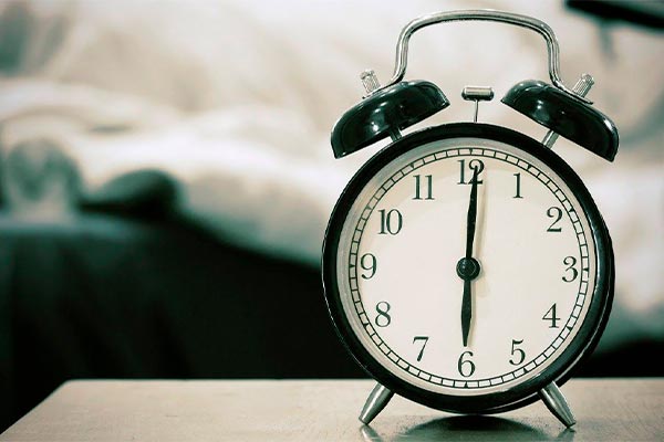 Почему раннее пробуждение полезно для здоровья мозга