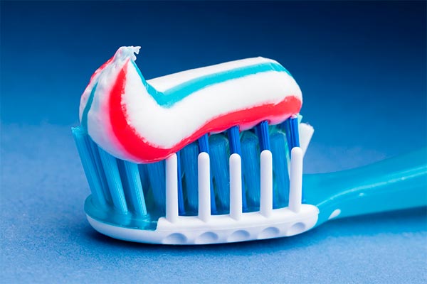 9 ситуаций, в которых зубная паста может быть невероятно полезной